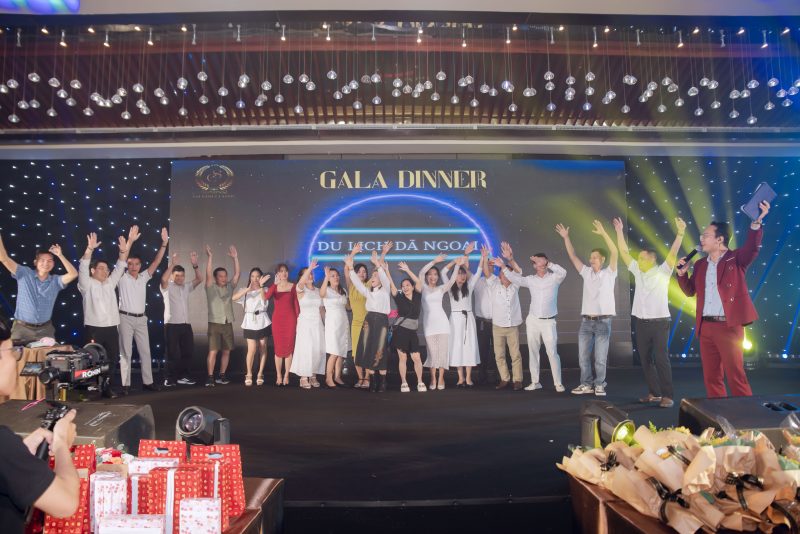 Đêm gala sang trọng - đẳng cấp - vui nhộn dưới sự tổ chức của SGC Travel
